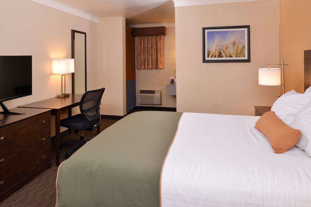 Days Inn By Wyndham Wauseon Esterno foto